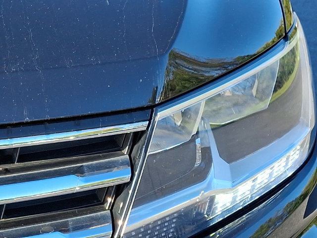 Used 2021 Volkswagen Tiguan SEL AWD/4WD image 12