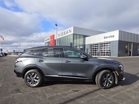 Used 2024 Kia Sportage SX Prestige image 17