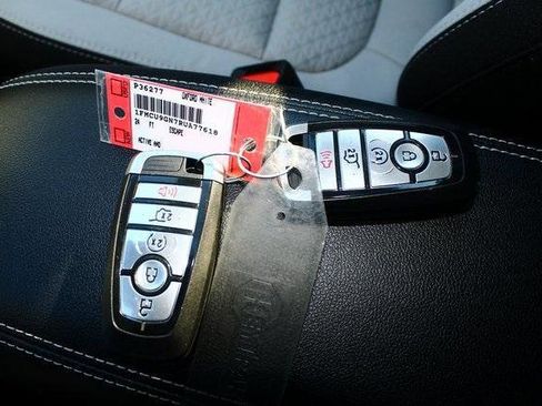 Used 2024 Ford Escape Active image 18