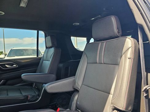 Used 2022 Chevrolet Suburban RST w/ Luxury Package AWD/4WD image 20