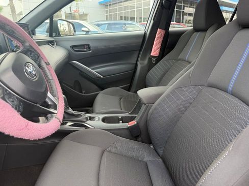 Used 2024 Toyota Corolla Cross AWD Hybrid w/ Moonroof Package image 8