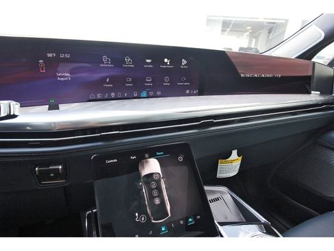 New 2026 Cadillac Escalade IQ Sport 2 w/ LPO, ONYX Package image 16