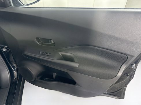 Used 2023 Nissan Kicks S image 29