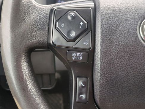 Used 2022 Toyota Tacoma SR image 14