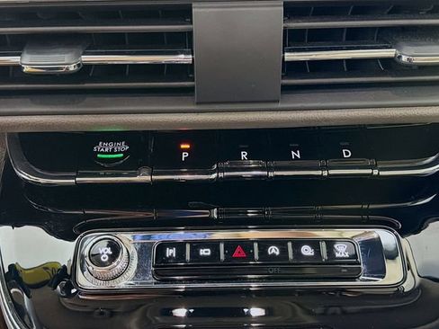 Certified 2023 Lincoln Corsair Reserve FWD image 20
