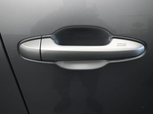 Used 2023 Toyota Tacoma 2WD Double Cab image 39