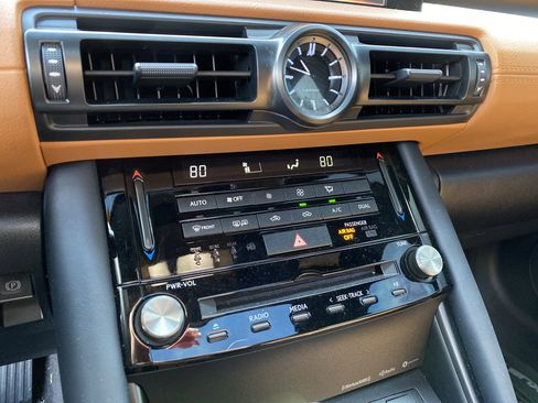 Used 2024 Lexus IS 350 F Sport image 41