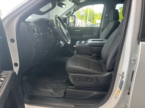 Used 2024 Chevrolet Silverado 2500 Custom w/ Custom Convenience Package AWD/4WD image 13