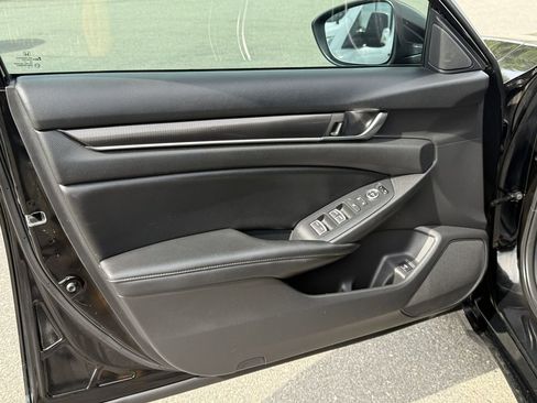 Used 2019 Honda Accord Sport image 21