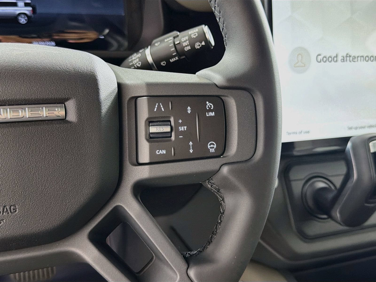 New 2026 Land Rover Defender 110 X-Dynamic SE AWD/4WD image 13