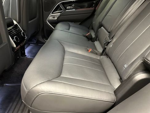 Used 2023 Land Rover Range Rover SE AWD/4WD image 19