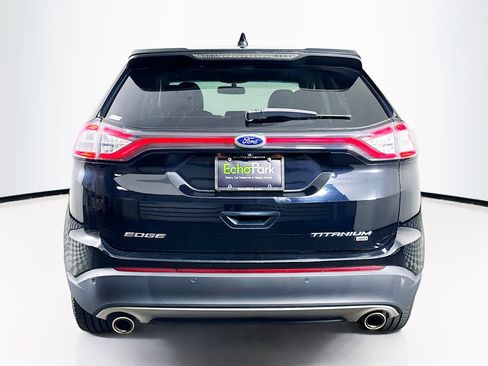 Used 2018 Ford Edge Titanium w/ Equipment Group 301A AWD/4WD image 7