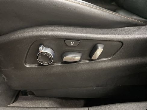 Used 2021 Cadillac XT4 Sport image 14