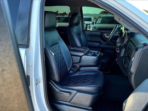 Used 2022 Chevrolet Silverado 1500 Custom image 10