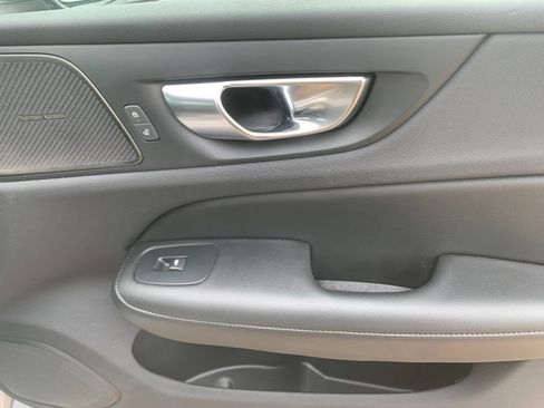 Used 2025 Volvo S60 B5 Plus AWD/4WD image 20
