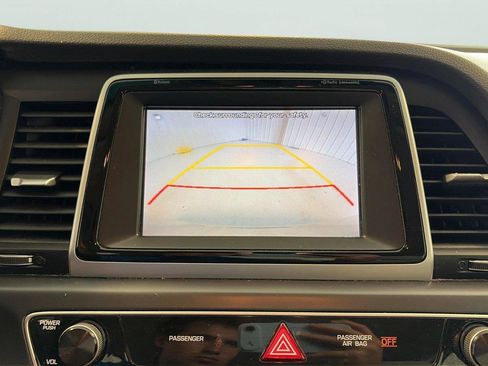 Used 2018 Hyundai Sonata SEL FWD image 13