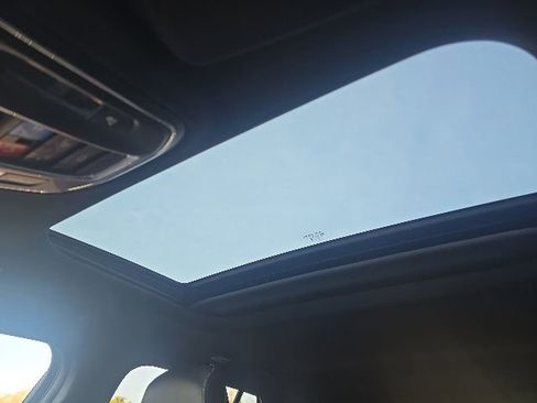 New 2026 Jeep Grand Cherokee Altitude AWD/4WD image 27