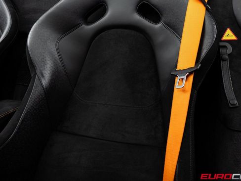 Used 2016 McLaren 675LT Spider image 46