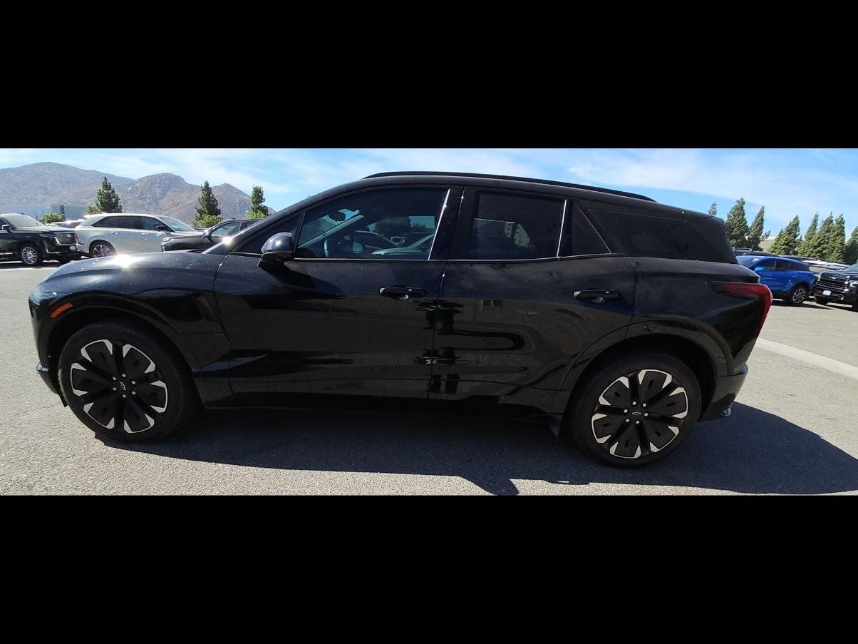 Used 2024 Chevrolet Blazer EV RS AWD/4WD image 9