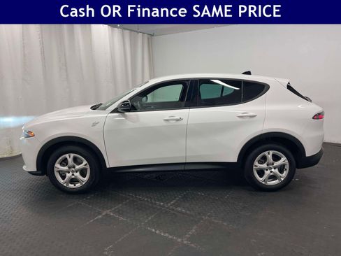Used 2025 Dodge Hornet GT w/ Cold Weather Group AWD/4WD image 9