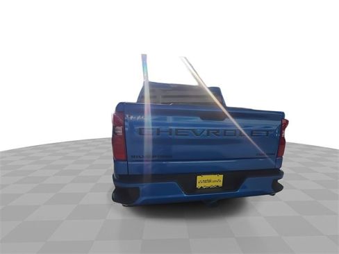 Used 2025 Chevrolet Silverado 1500 Custom w/ Turbomax Blackout Package image 7