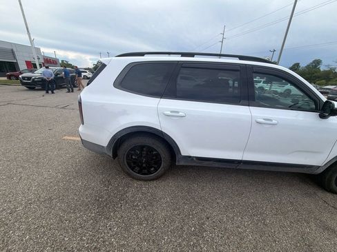 Used 2024 Kia Telluride SX X-Pro AWD/4WD image 3