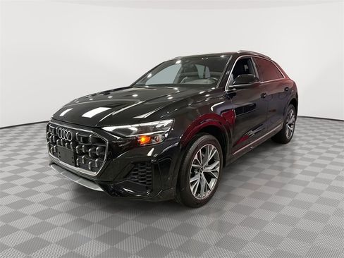 Used 2025 Audi Q8 Premium w/ Convenience Package image 4