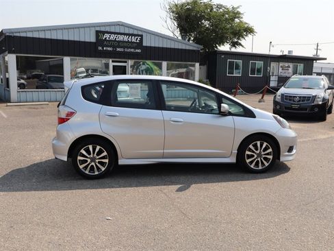 Used 2013 Honda Fit Sport image 8