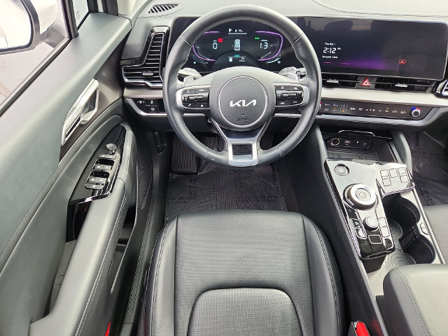 Used 2025 Kia Sportage EX AWD/4WD image 12