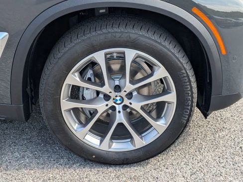 New 2026 BMW X5 sDrive40i image 11
