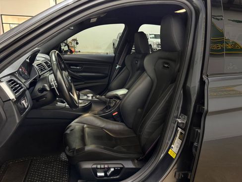 Used 2018 BMW M3 w/ Competition Package RWD image 5