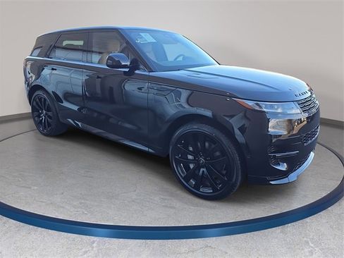 New 2025 Land Rover Range Rover Sport Dynamic SE image 3