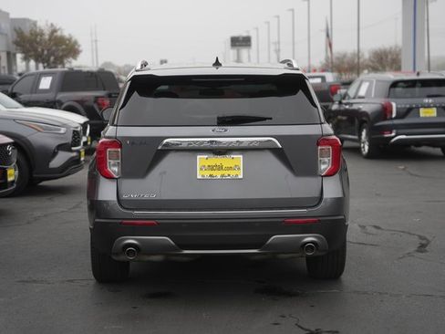 Certified 2022 Ford Explorer Limited w/ Equipment Group 301A image 7