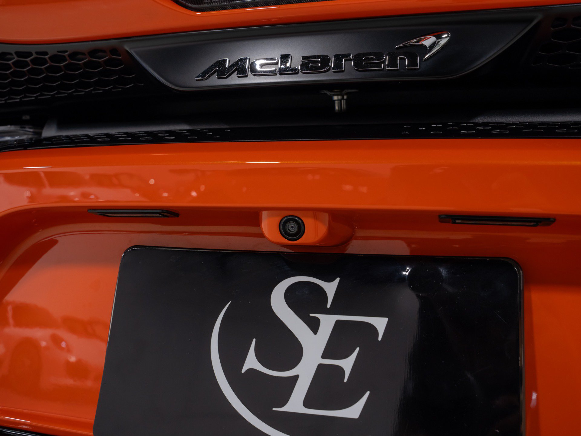 Used 2023 McLaren GT RWD image 22