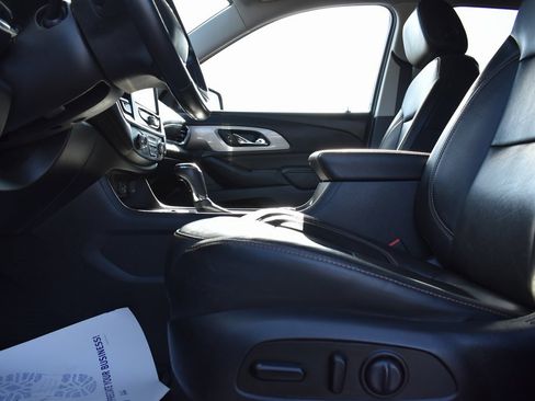 Used 2020 Chevrolet Traverse RS image 7