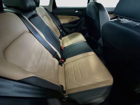 Used 2019 Volkswagen Jetta SEL Premium FWD image 27