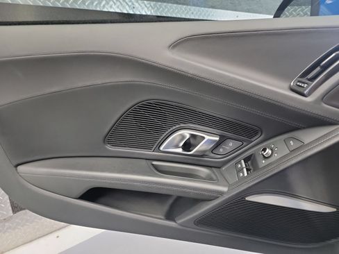 Used 2018 Audi R8 V10 AWD/4WD image 8