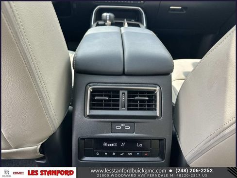 Used 2024 MAZDA CX-90 3.3 Turbo w/ Premium Package AWD/4WD image 17