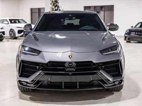 Used 2023 Lamborghini Urus Performante image 11