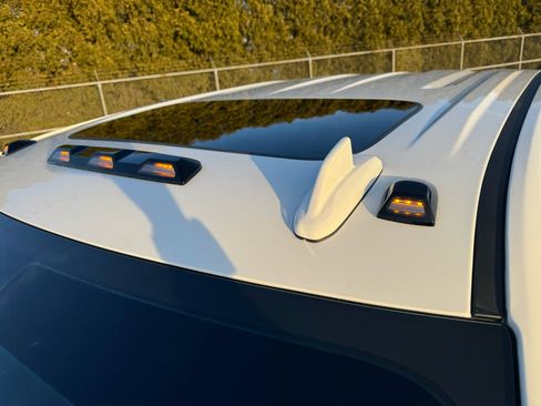 Used 2022 GMC Sierra 2500 AT4 w/ AT4 Premium Plus Package image 38