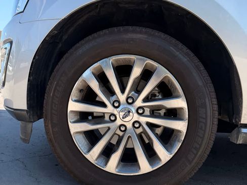 Used 2018 Ford Expedition Limited RWD image 20