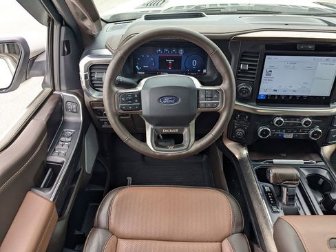 Used 2025 Ford F150 King Ranch w/ FX4 Off-Road Package image 16