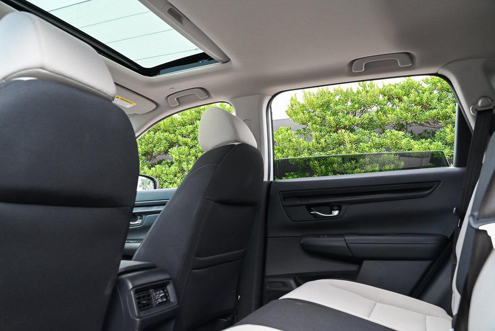 Used 2025 Honda CR-V EX image 8