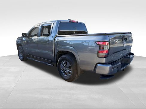 Used 2025 Nissan Frontier SV w/ Tow Package RWD image 5