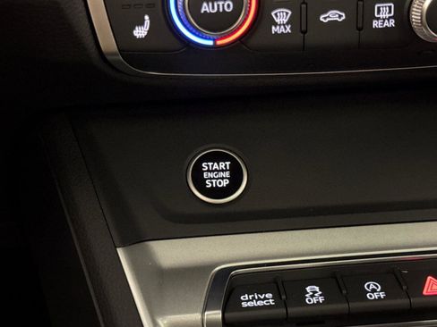 Used 2025 Audi Q3 2.0T Premium w/ Convenience Package image 22