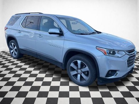 Certified 2020 Chevrolet Traverse LT w/ LT Premium Package image 30