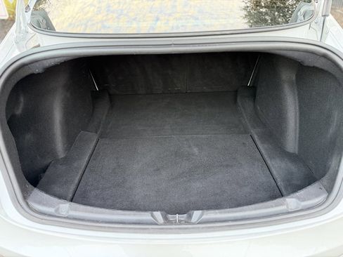 Used 2022 Tesla Model 3 Standard Range image 17