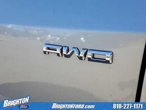 Used 2024 Ford Escape ST-Line w/ Tech Pack #1 AWD/4WD image 7