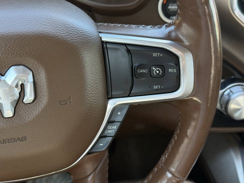 Used 2020 RAM 1500 Laramie AWD/4WD image 27