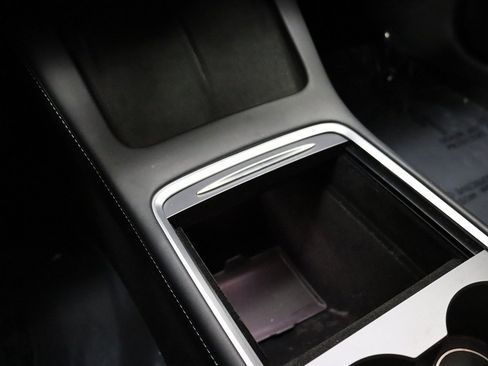 Used 2023 Tesla Model 3 Standard Range RWD image 40